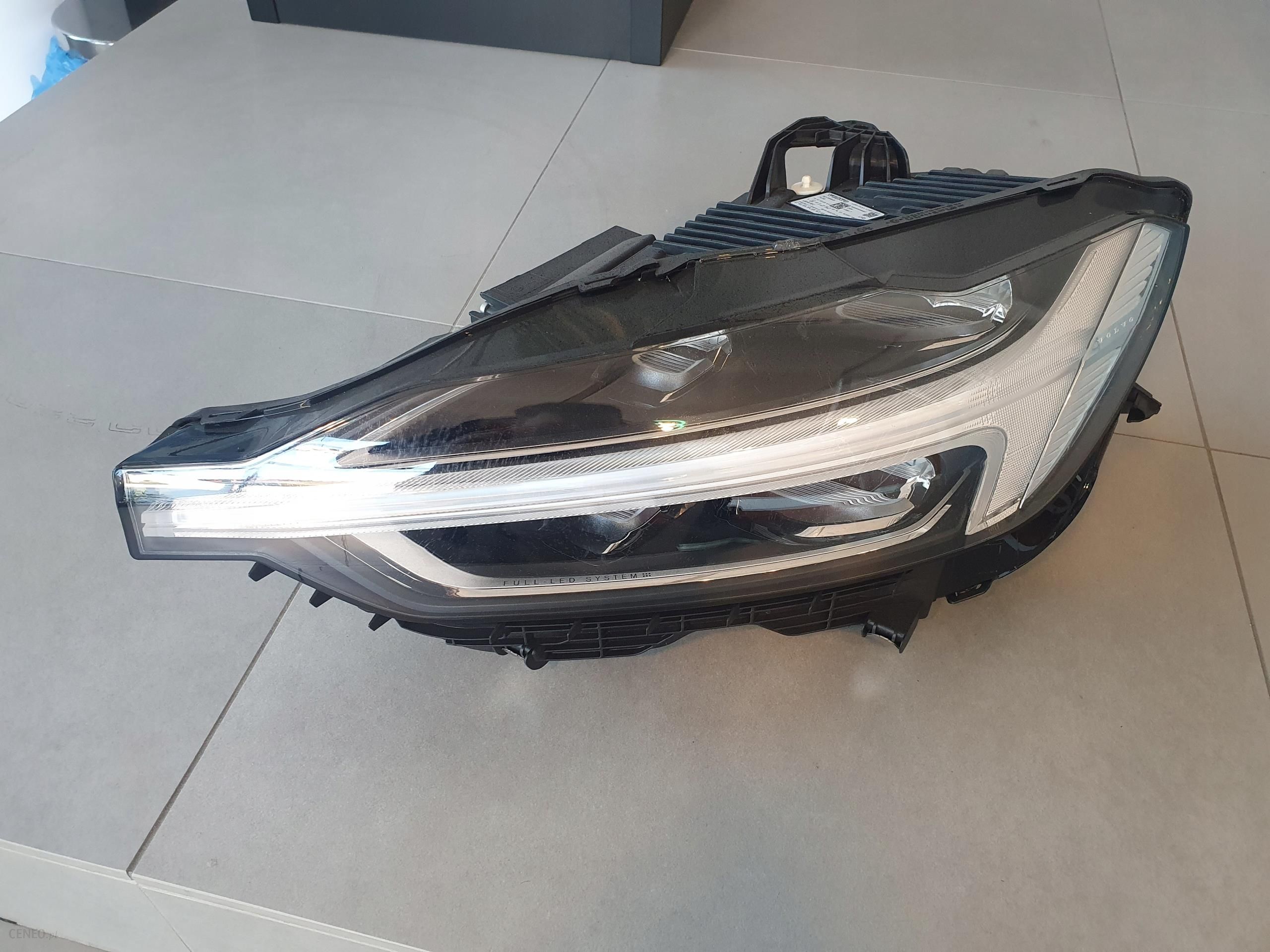 i-volvo-oe-xc60-ii-lampa-lewa-przod-full-led-32133548